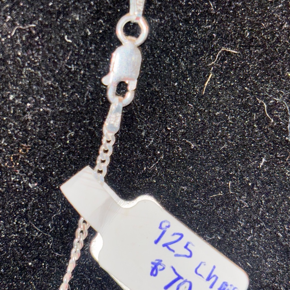Elegant 925 Silver Moonstone Pendant on 18” Necklace - Picture 5 of 5